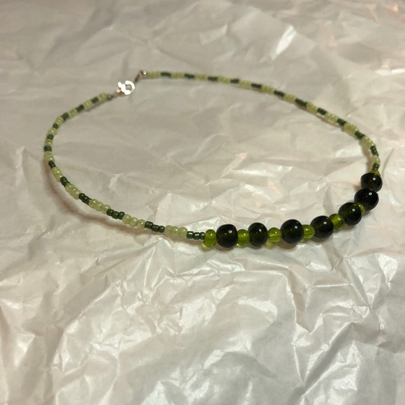 Two green beaded chokers - Picture 3 of 7